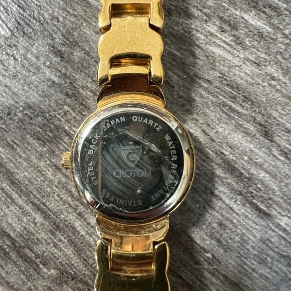 Vintage CROTON Women's Diamond Quartz Japan Two Tone Watch - Picture 6 of 7